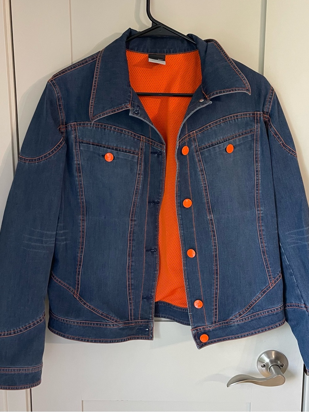 Nike Vintage Women's Button Up Mesh Lined Denim Jacket Size Large